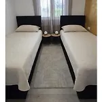 House Above With Pool And Summer Kitchen בית נופש
