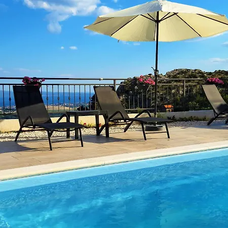 House Above With Pool And Summer Kitchen * Klis